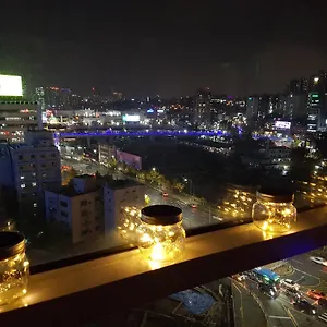 https://superior-cozy-home-j.hotels-seoul.net